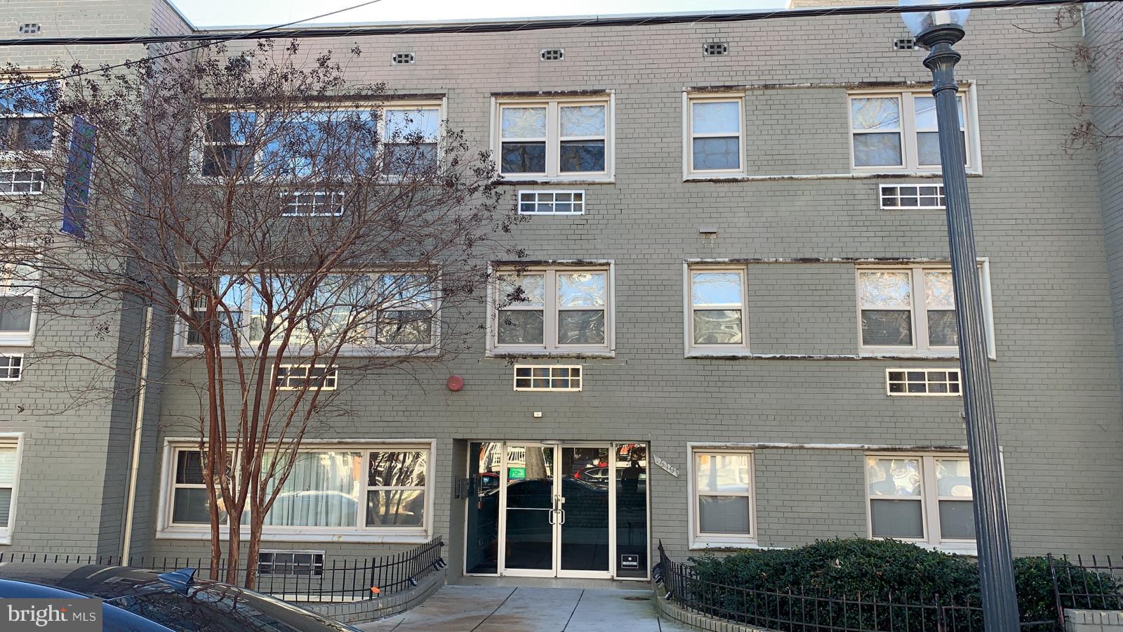 610 Longfellow Street Northwest, Unit 404 Washington, DC 20011 - Photo 1 of 17