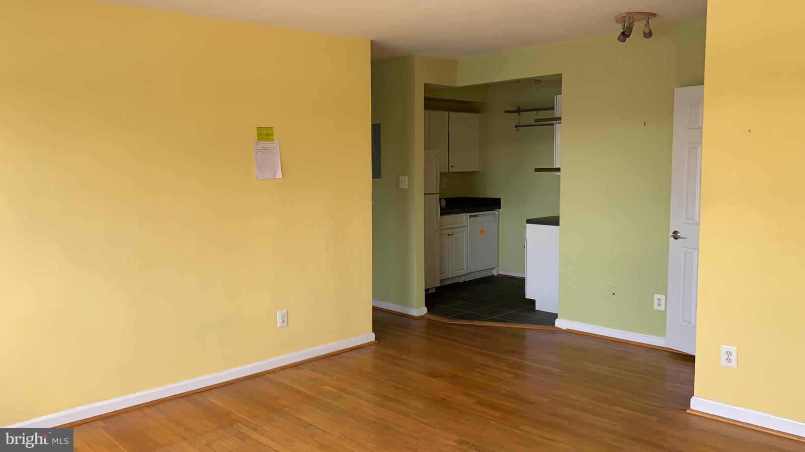 610 Longfellow Street Northwest, Unit 404 Washington, DC 20011 - Photo 5 of 17