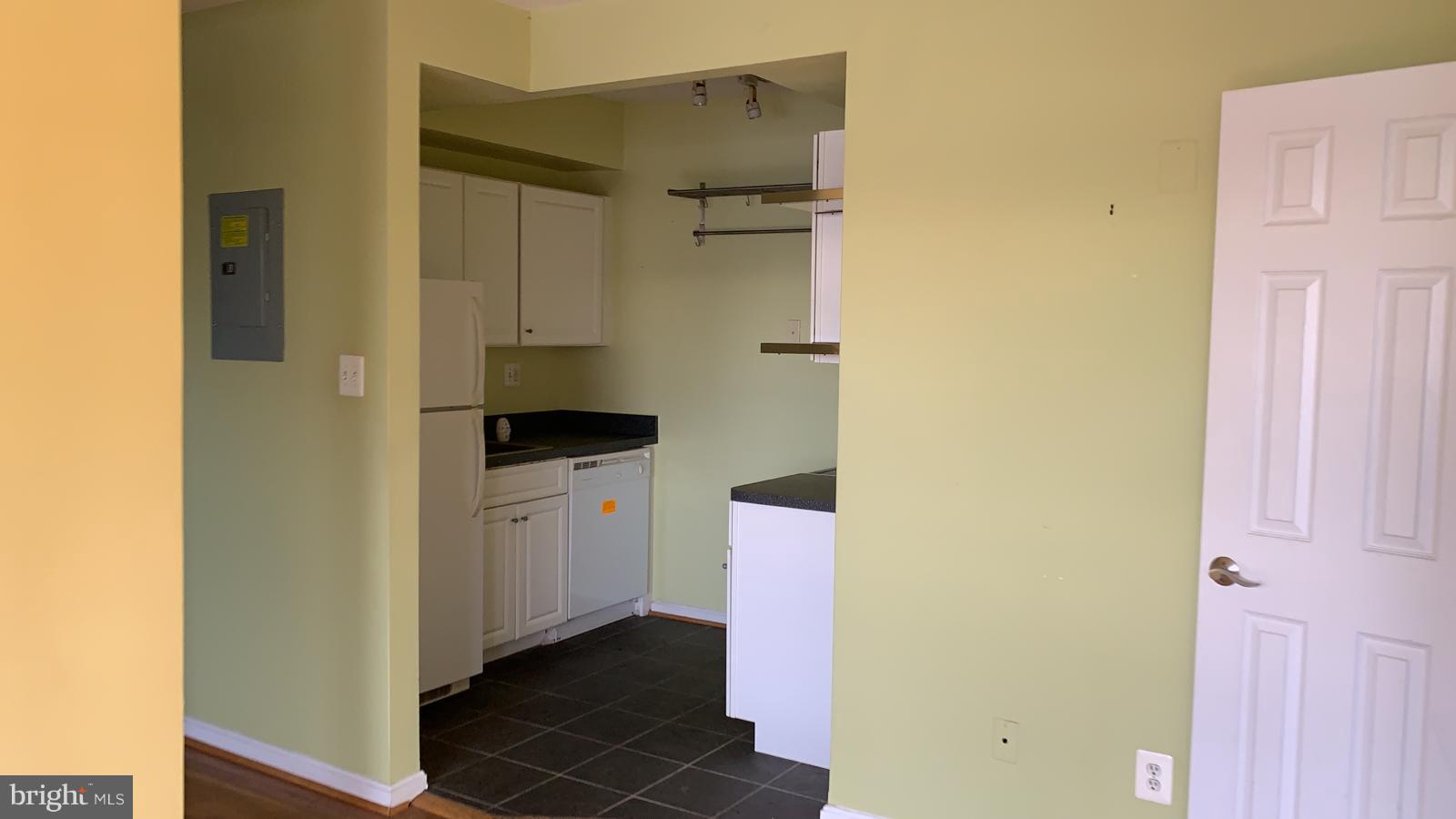 610 Longfellow Street Northwest, Unit 404 Washington, DC 20011 - Photo 7 of 17