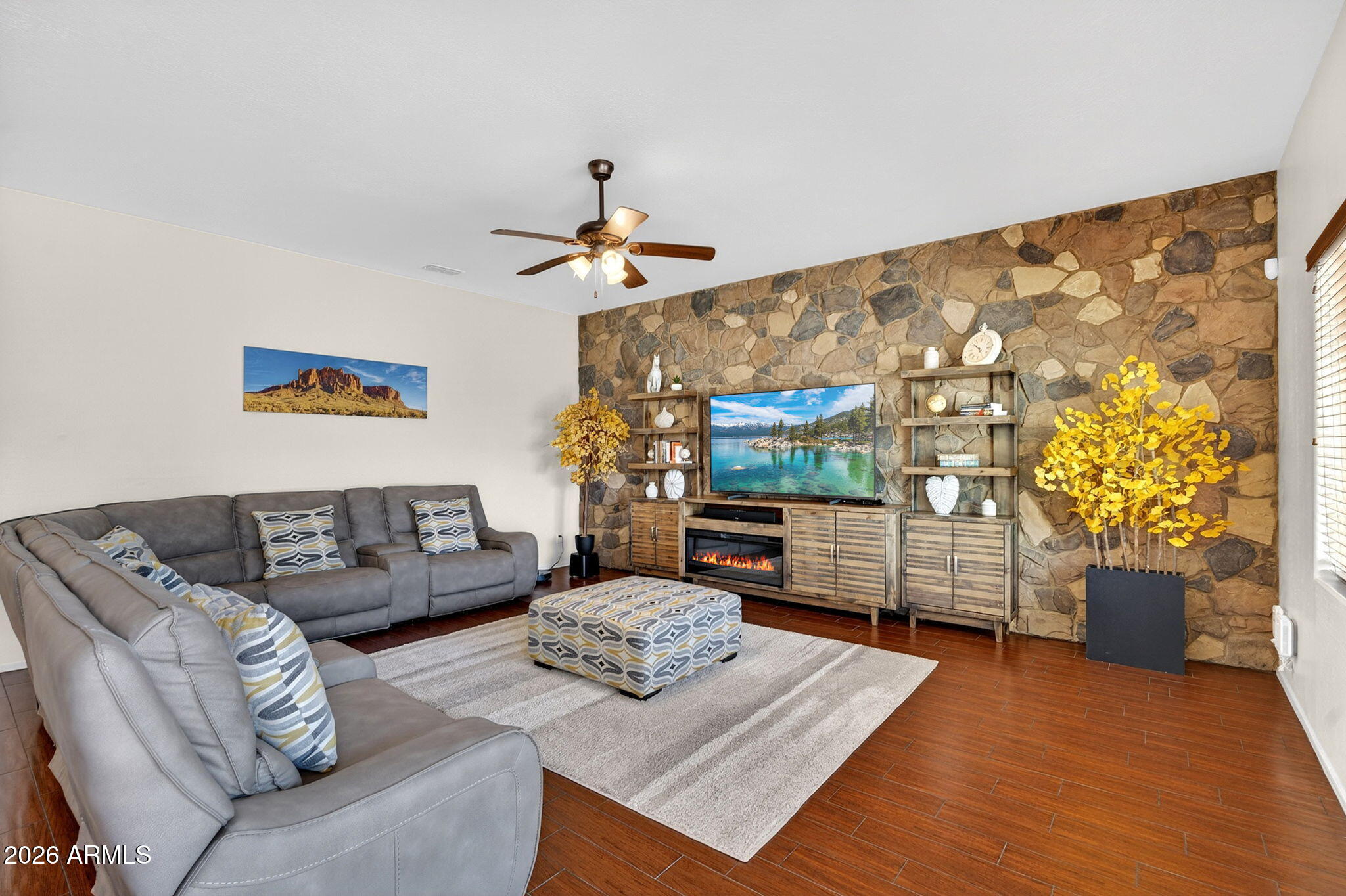 21288 East Russet Road Queen Creek, AZ 85142 - Photo 10 of 53 10-web-or-mls-042E Russet Rd