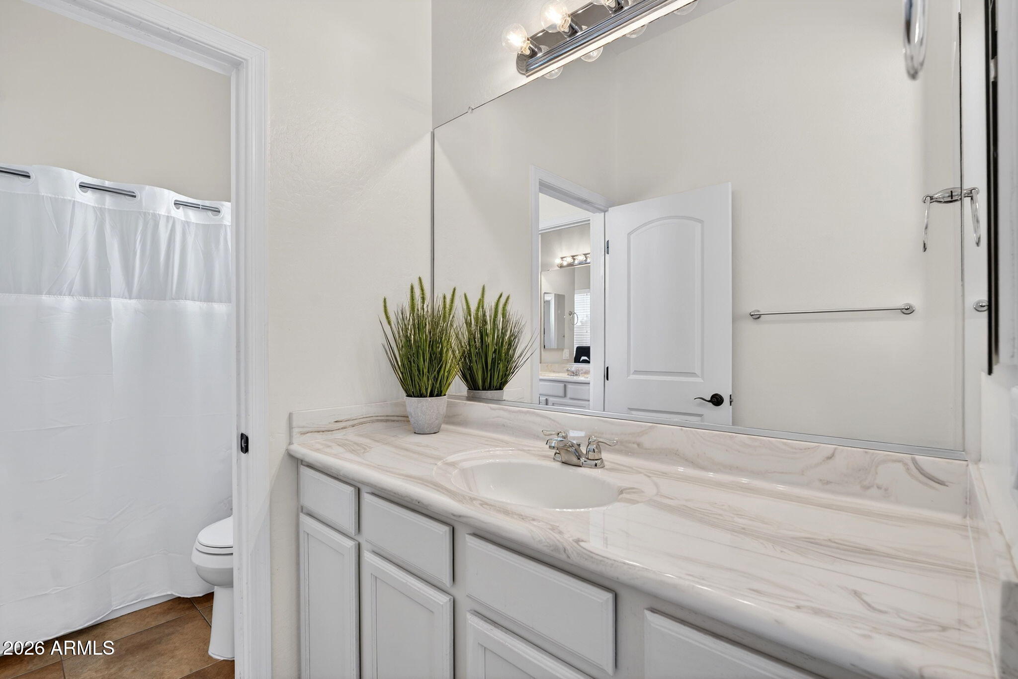 21288 East Russet Road Queen Creek, AZ 85142 - Photo 30 of 53 34-web-or-mls-035E Russet Rd