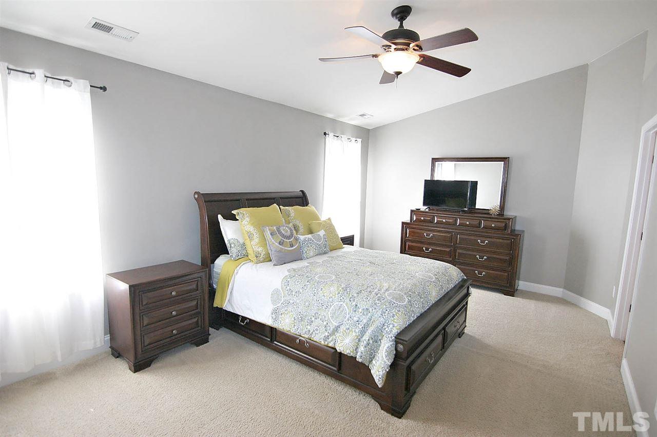 3004 Settle In Lane Raleigh, NC 27614 - Photo 11 of 24 Gallery Image 11
