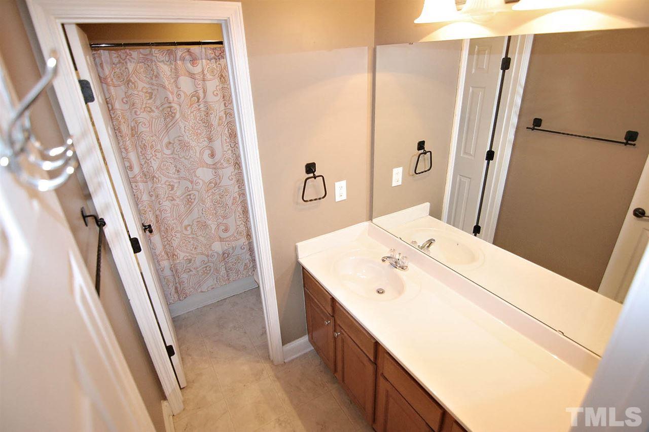 3004 Settle In Lane Raleigh, NC 27614 - Photo 18 of 24 Gallery Image 18
