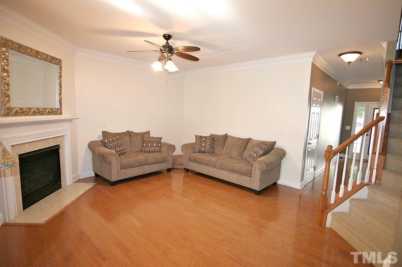 3004 Settle In Lane Raleigh, NC 27614 - Photo 3 of 24 Gallery Image 3