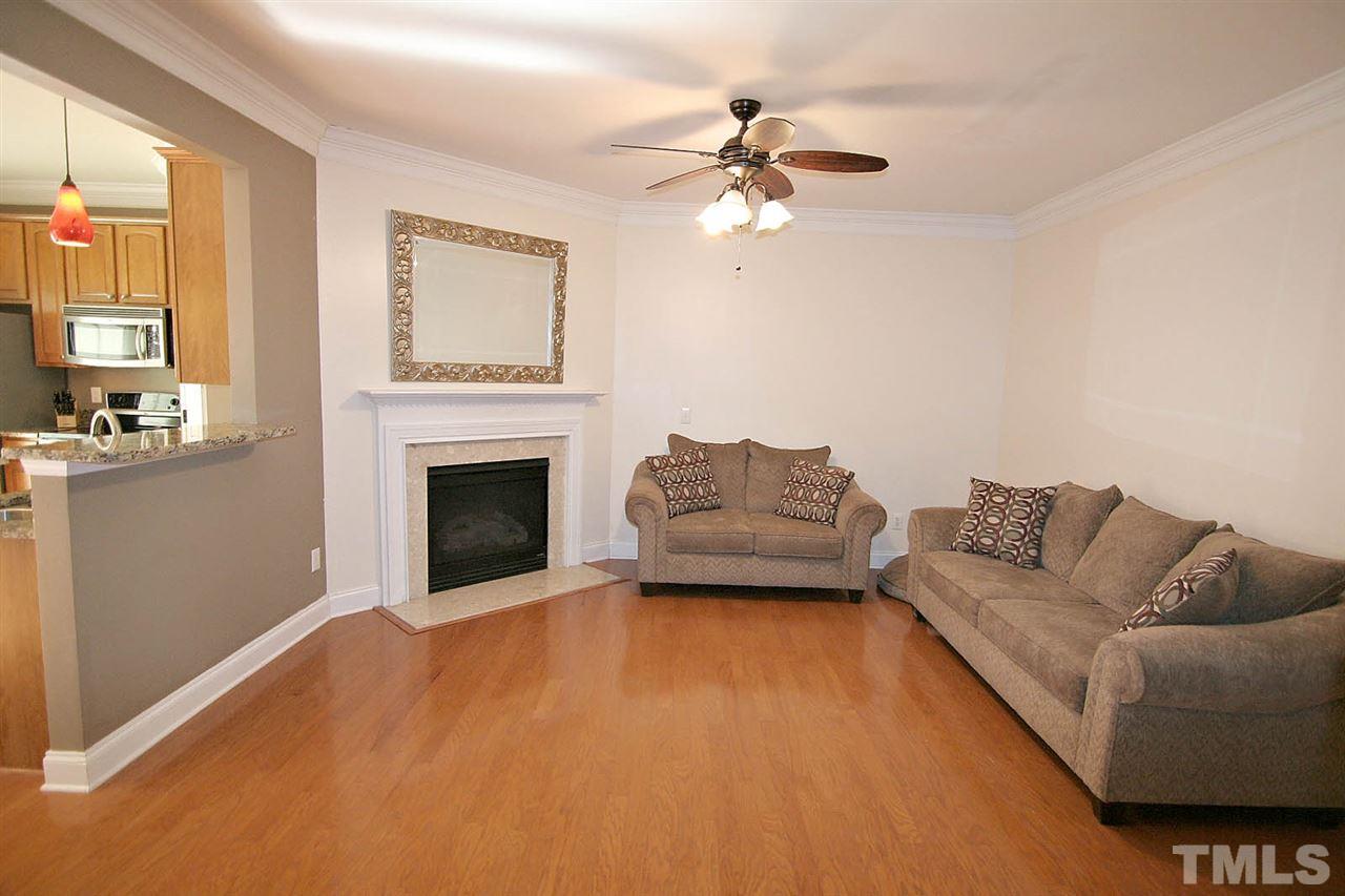 3004 Settle In Lane Raleigh, NC 27614 - Photo 4 of 24 Gallery Image 4