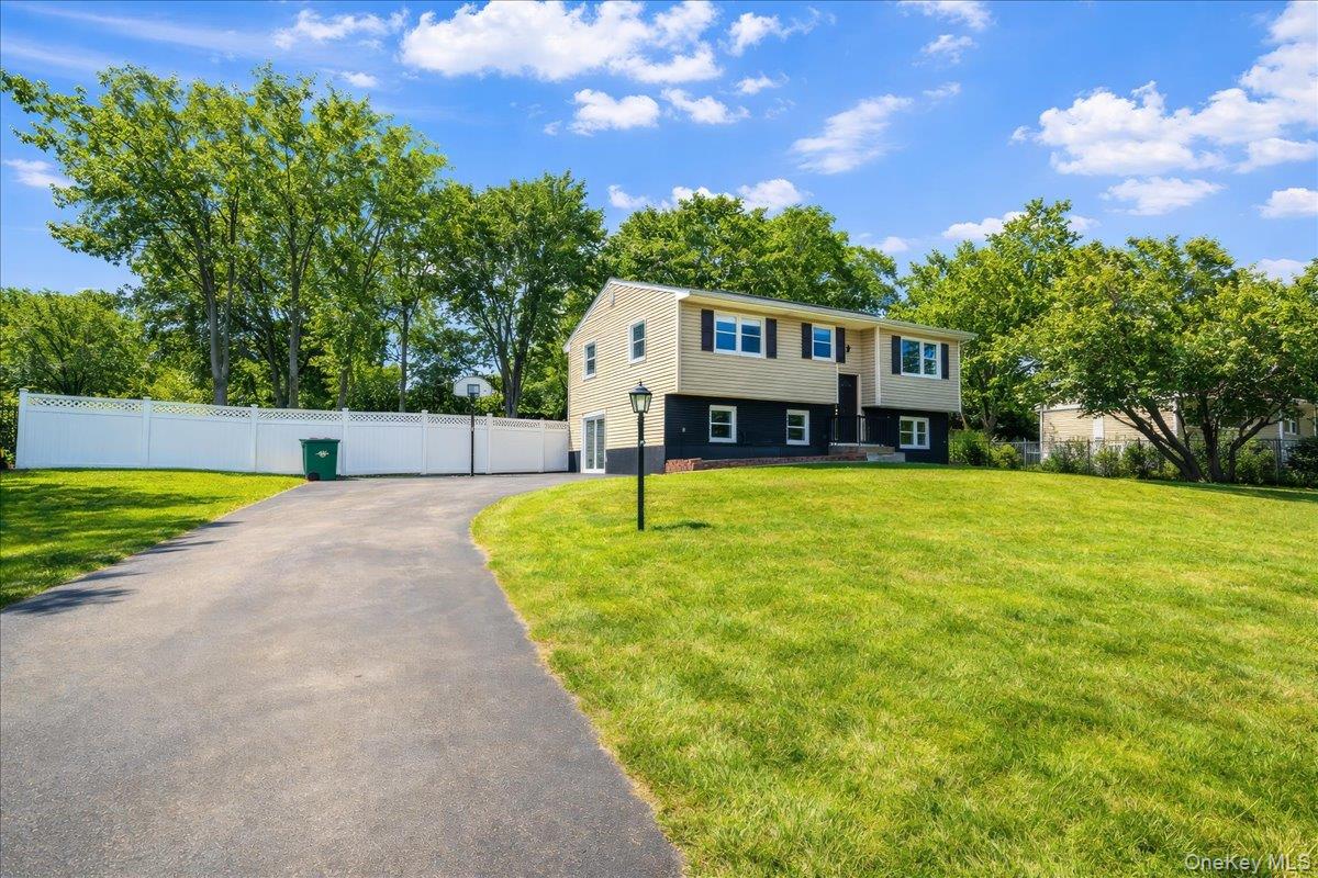 7 Gene Road Middletown, NY 10941 - Photo 2 of 43 Bi-level home with driveway and an attached garage
