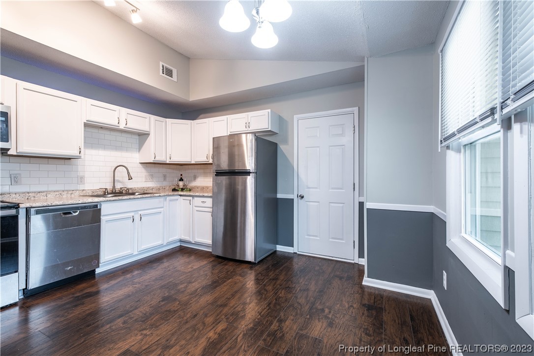 1761 Arrow Ridge Way Fayetteville, NC 28304 - Photo 6 of 26 Gallery Image 6