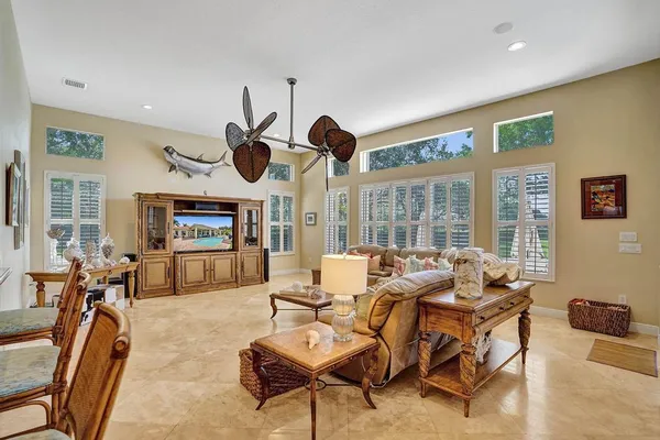 $9,500 | 14985 Southwest 38th Street, Davie, FL 33331