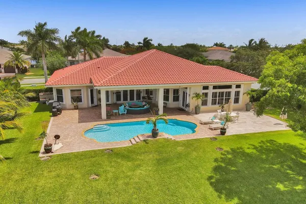 $9,500 | 14985 Southwest 38th Street, Davie, FL 33331