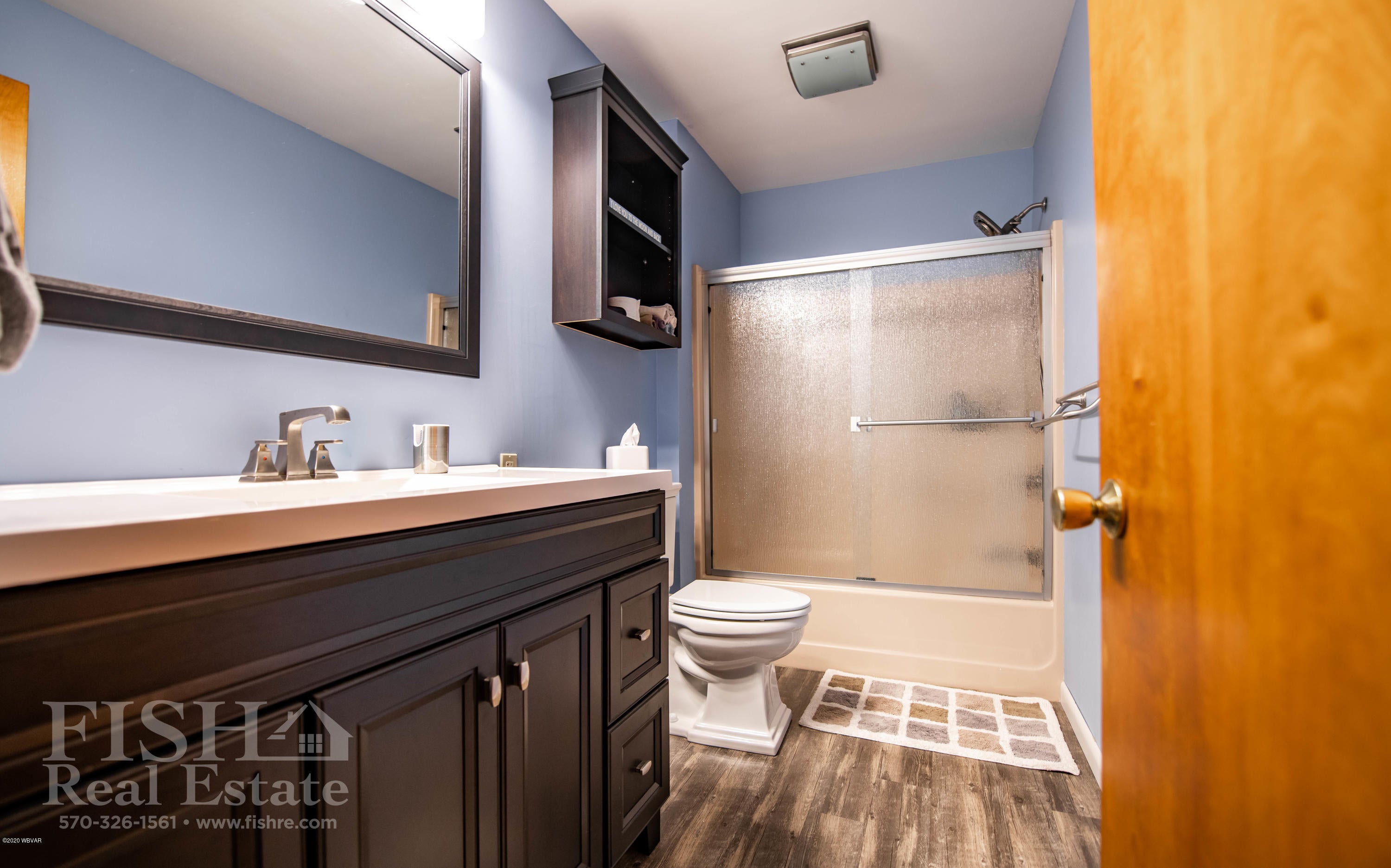 1654 Graham Road Williamsport, PA 17701 - Photo 33 of 35 Full Bath Upstairs