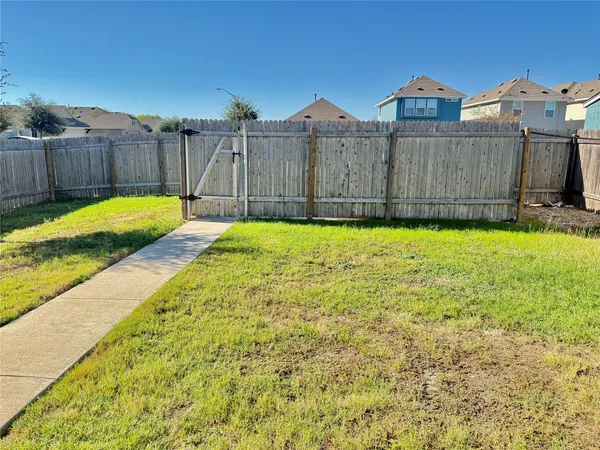 $1,750 | 103 Frasier Drive, San Marcos, TX 78666