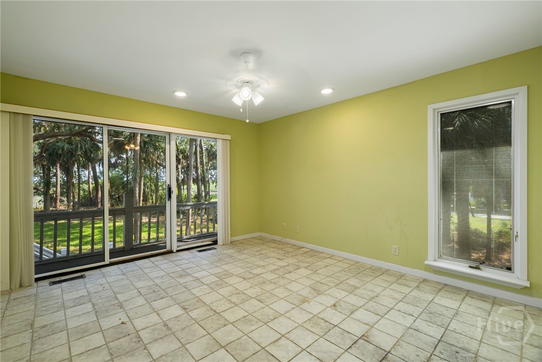 625 Whippoorwill Road Savannah, GA 31410 - Photo 17 of 34