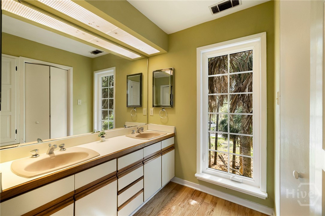 625 Whippoorwill Road Savannah, GA 31410 - Photo 22 of 34