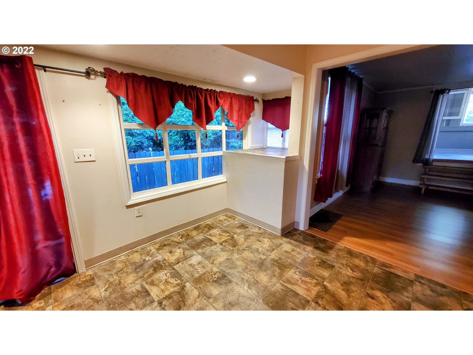 1116 Southeast Stephens Street Portland, OR 97214 - Photo 9 of 10