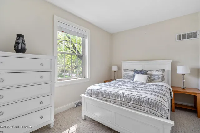 $30,000 | 308 Ballston Avenue, Saratoga Springs, NY 12866