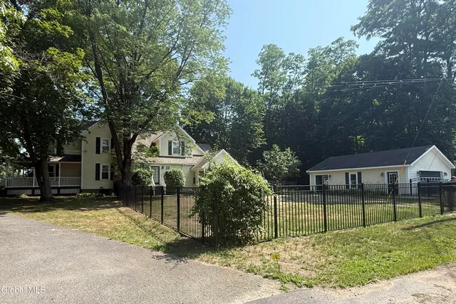 $30,000 | 308 Ballston Avenue, Saratoga Springs, NY 12866