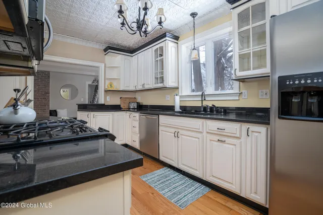 $30,000 | 308 Ballston Avenue, Saratoga Springs, NY 12866