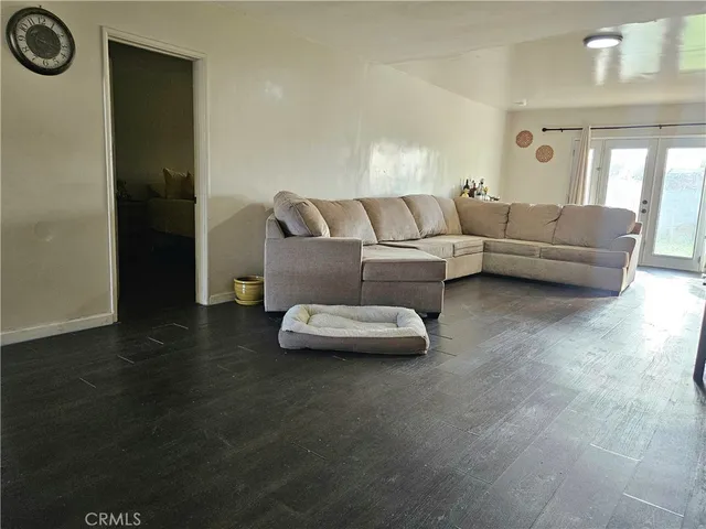 $889,000 | 11825 Menlo Avenue, Hawthorne, CA 90250