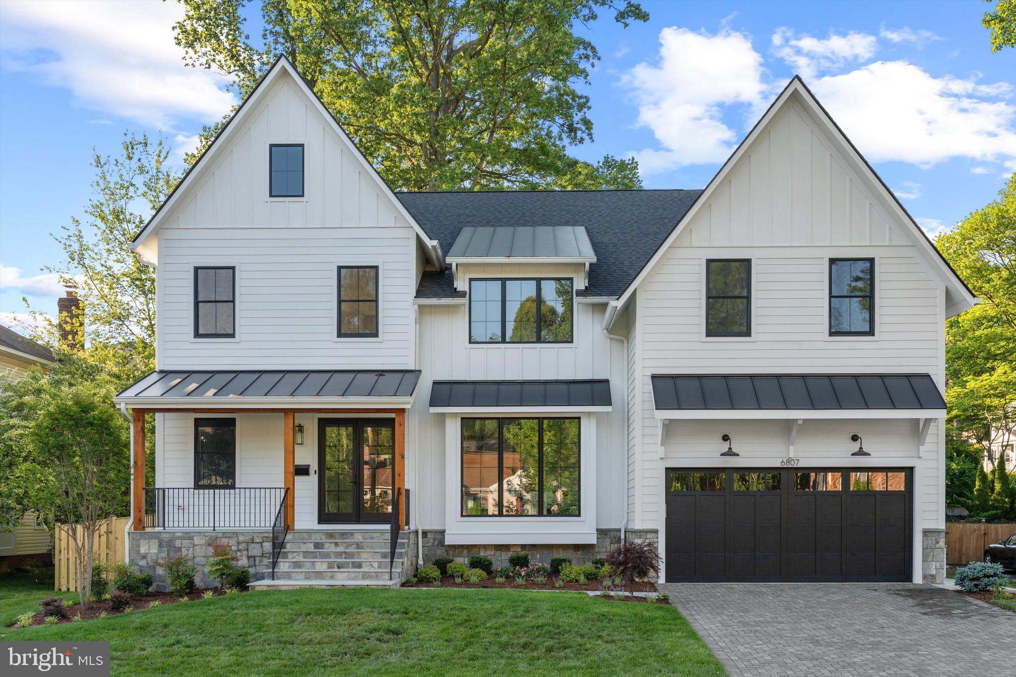 6807 Williamsburg Boulevard Arlington, VA 22213 - Photo 1 of 41