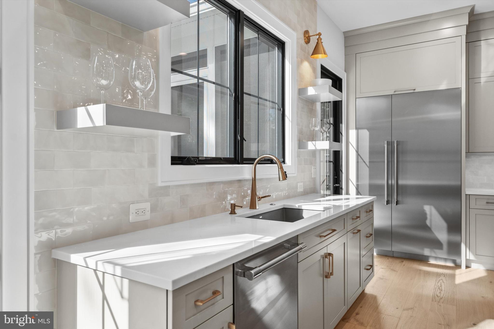 6807 Williamsburg Boulevard Arlington, VA 22213 - Photo 14 of 41