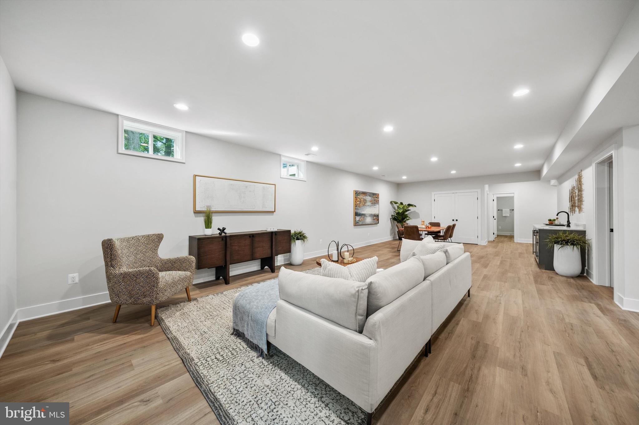 6807 Williamsburg Boulevard Arlington, VA 22213 - Photo 32 of 41