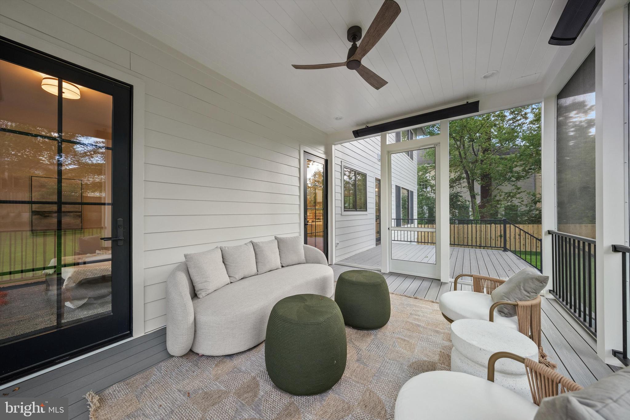 6807 Williamsburg Boulevard Arlington, VA 22213 - Photo 34 of 41