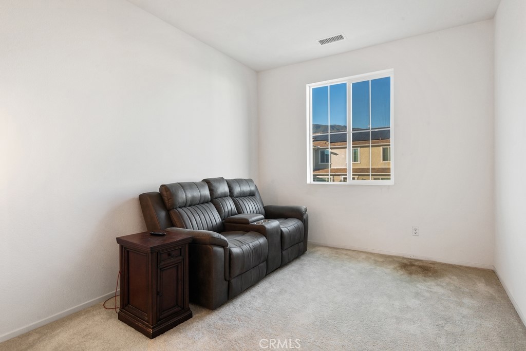 5664 Kate Way, Unit 3 Fontana, CA 92336 - Photo 13 of 37