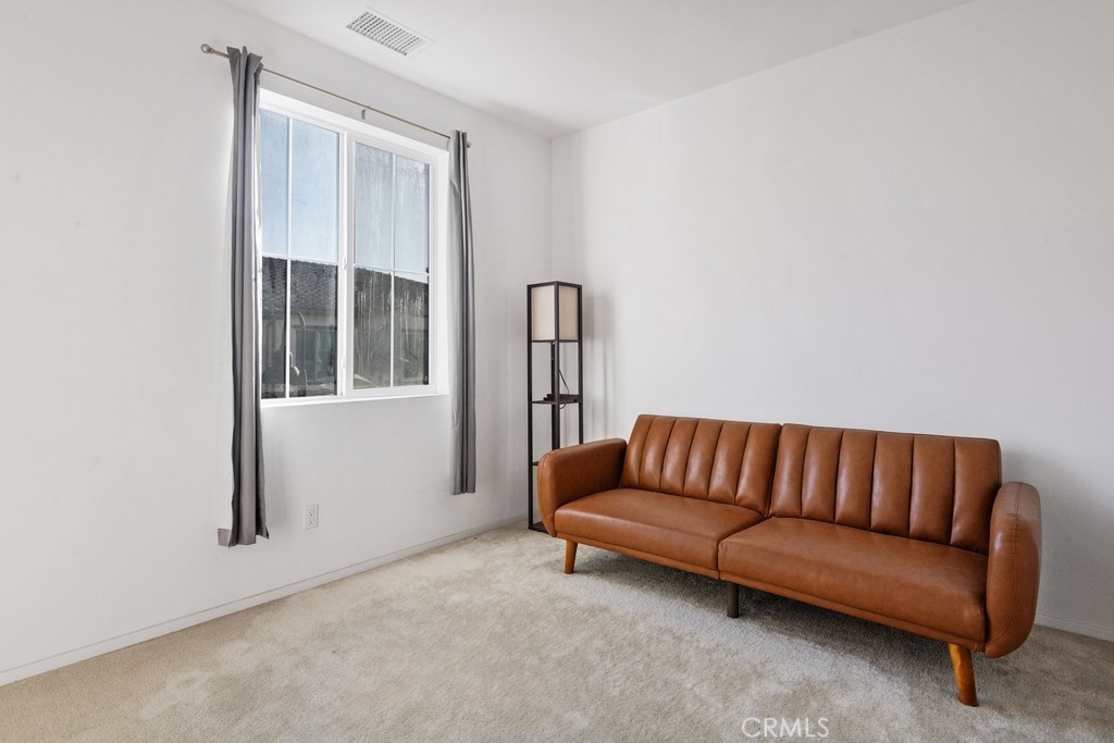 5664 Kate Way, Unit 3 Fontana, CA 92336 - Photo 17 of 37