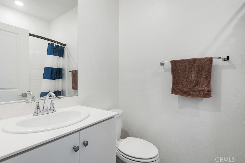 5664 Kate Way, Unit 3 Fontana, CA 92336 - Photo 19 of 37