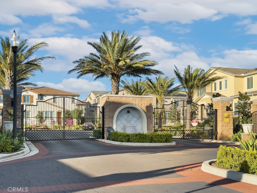 5664 Kate Way, Unit 3 Fontana, CA 92336 - Photo 23 of 37