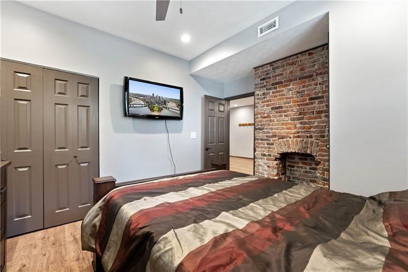 121 Grandview Avenue, Unit 12 Pittsburgh, PA 15211 - Photo 10 of 19
