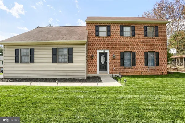 $499,900 | 901 Jade Avenue, Lancaster, PA 17601