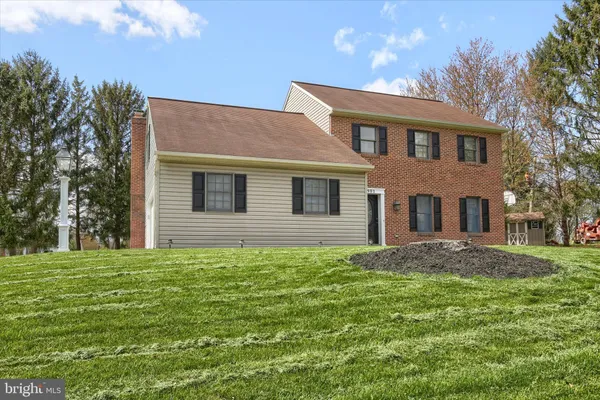 $499,900 | 901 Jade Avenue, Lancaster, PA 17601