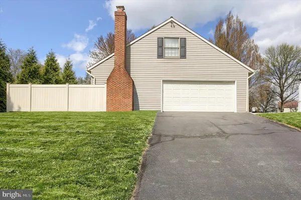 $499,900 | 901 Jade Avenue, Lancaster, PA 17601