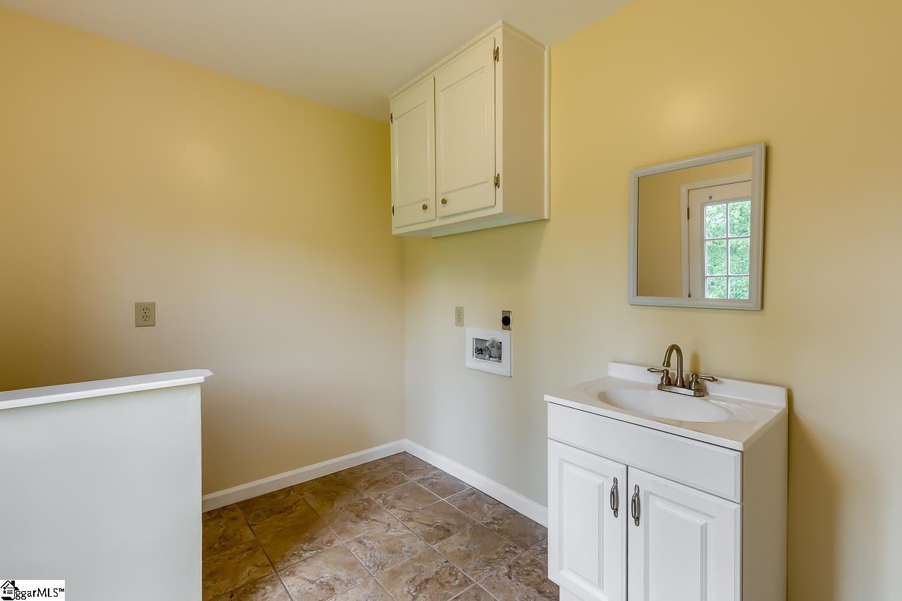 311 Richbourg Road Greenville, SC 29615 - Photo 15 of 30 Gallery Image 15