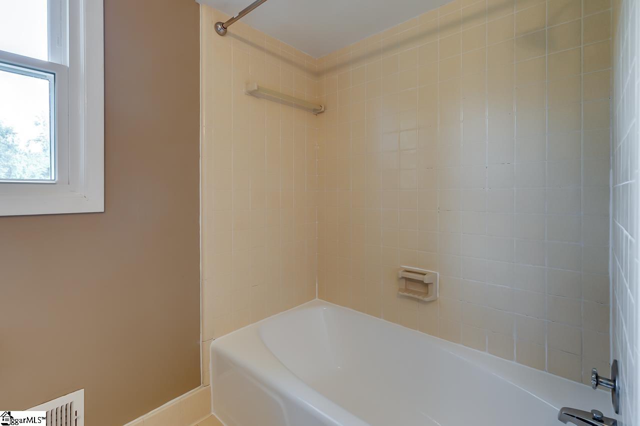 311 Richbourg Road Greenville, SC 29615 - Photo 26 of 30 Gallery Image 26
