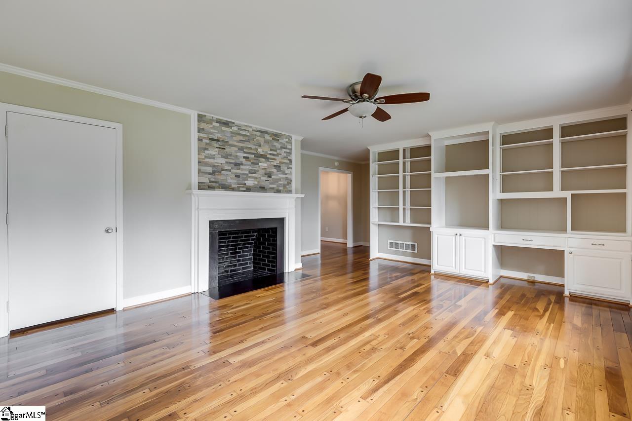 311 Richbourg Road Greenville, SC 29615 - Photo 9 of 30 Gallery Image 9