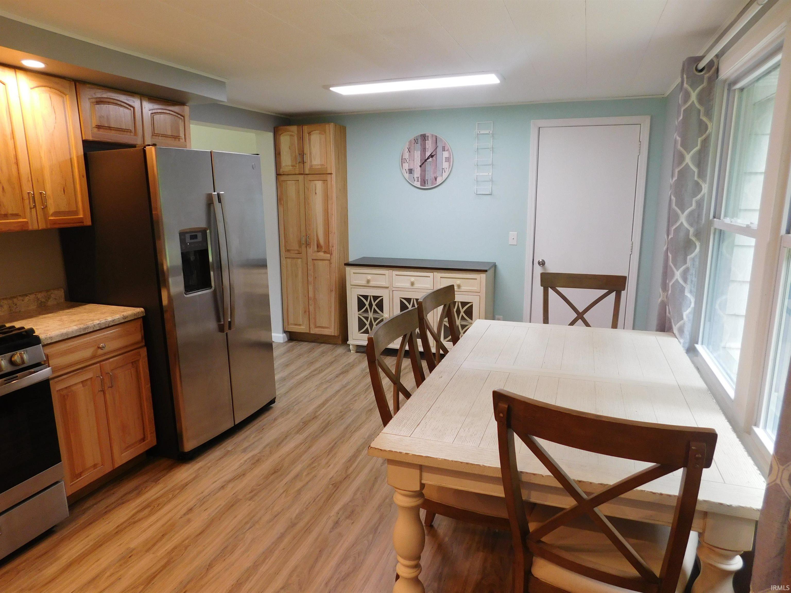 7531 West Crystal Lake Road Warsaw, IN 46580 - Photo 12 of 28