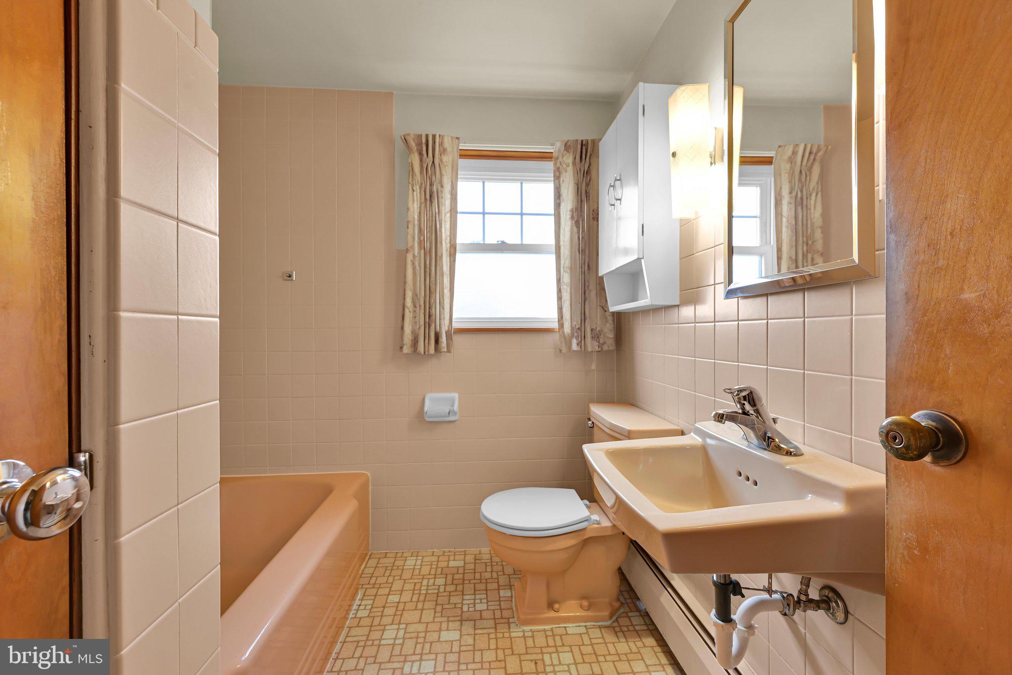 46 Martin Road Myerstown, PA 17067 - Photo 26 of 52 Bathroom