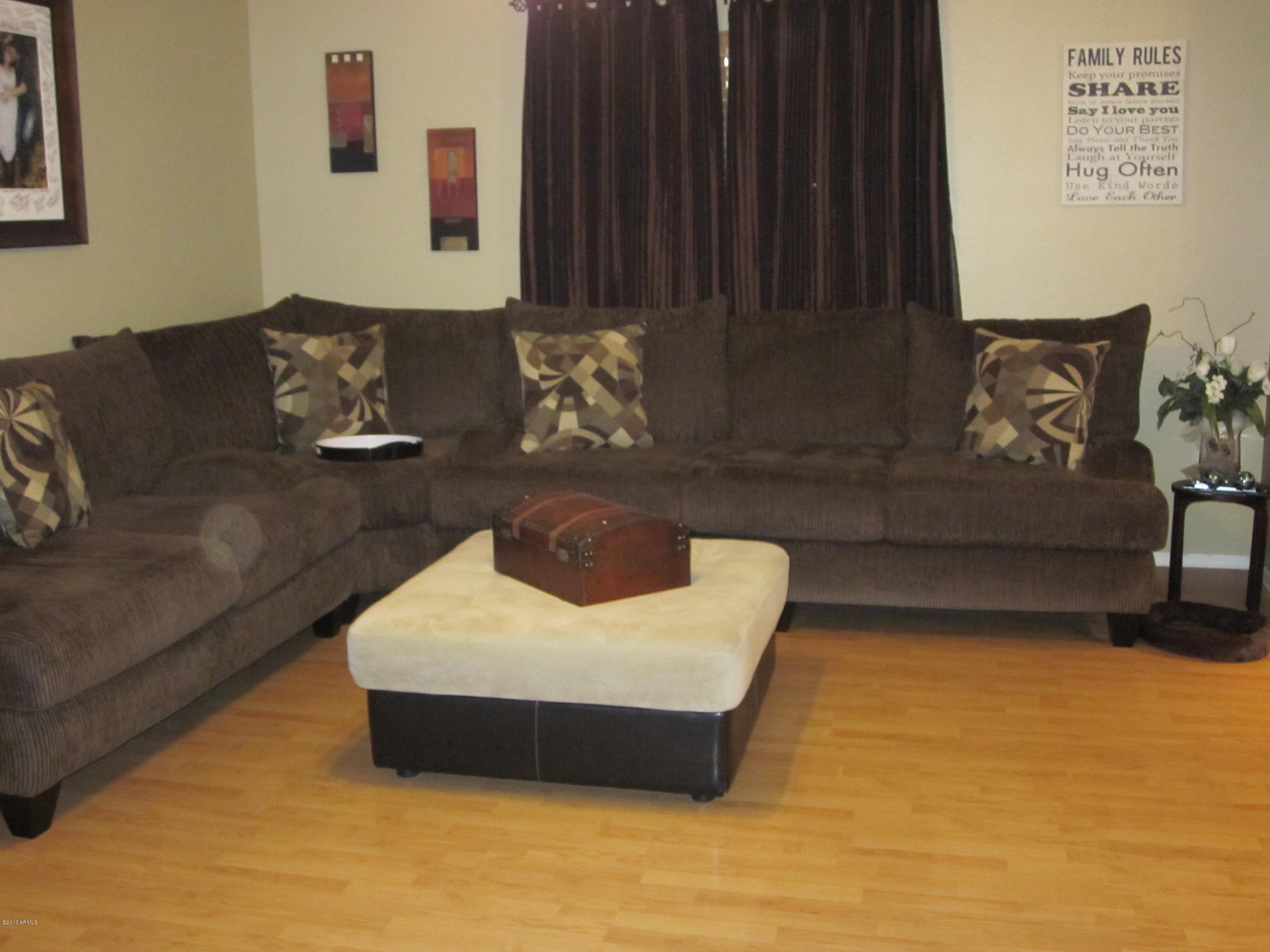 17737 West Calavar Road Surprise, AZ 85388 - Photo 4 of 9 2013-07-11 06