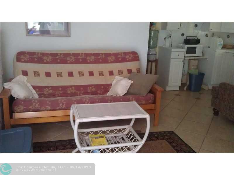 245 Cortez Road West Palm Beach, FL 33405 - Photo 14 of 18 Exterior Front