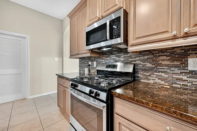 $2,450 | 19334 North Cottonwood Green Lane, Cypress, TX 77433