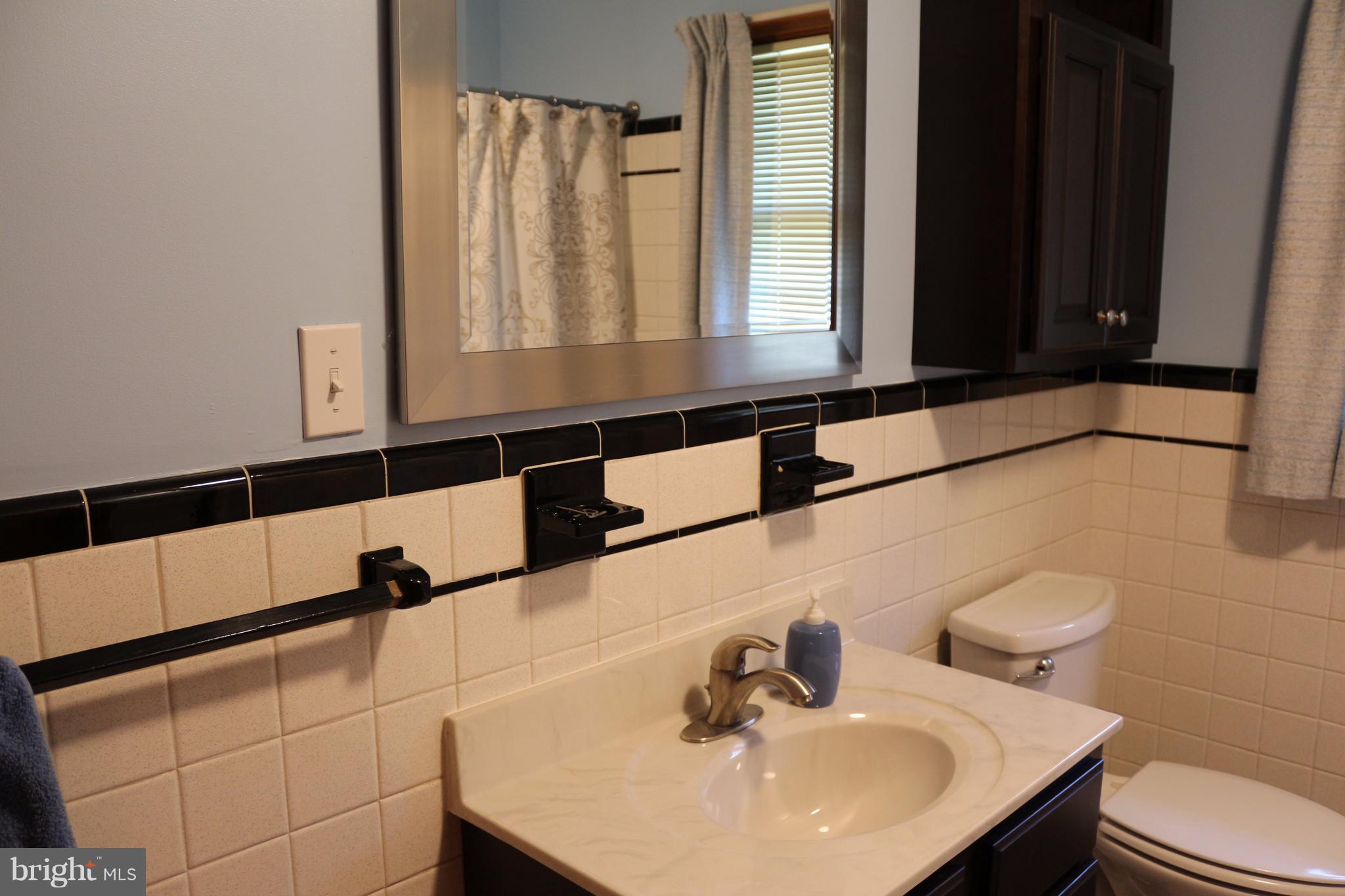 14858 National Pike Clear Spring, MD 21722 - Photo 7 of 11 Bath
