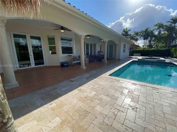 $5,500 | 14302 Southwest 15th Street, Miami, FL 33184