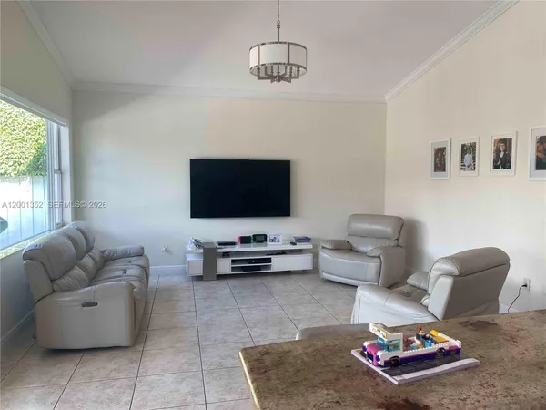 $5,500 | 14302 Southwest 15th Street, Miami, FL 33184