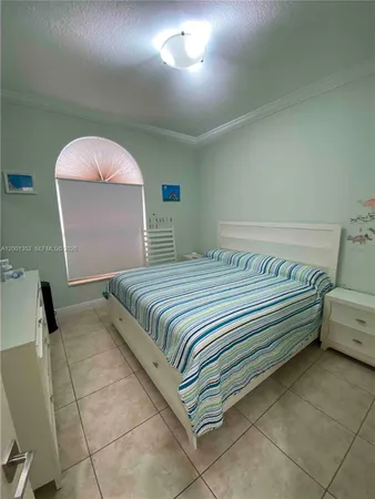 $5,500 | 14302 Southwest 15th Street, Miami, FL 33184