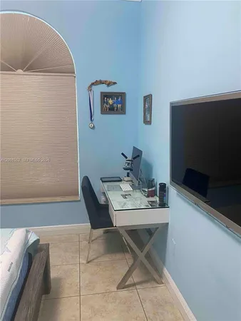 $5,500 | 14302 Southwest 15th Street, Miami, FL 33184