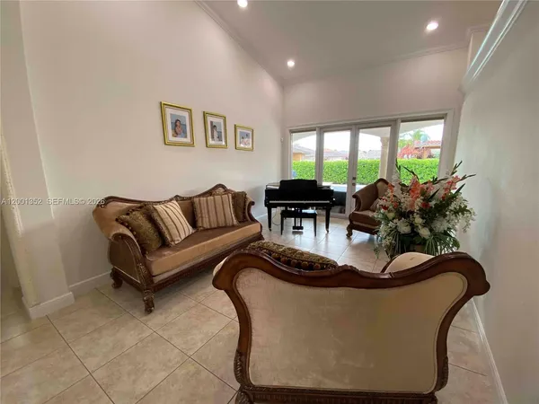 $5,500 | 14302 Southwest 15th Street, Miami, FL 33184