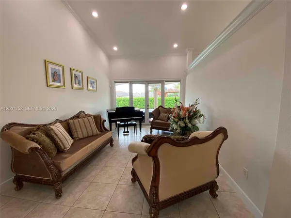 $5,500 | 14302 Southwest 15th Street, Miami, FL 33184