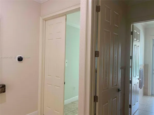 $5,500 | 14302 Southwest 15th Street, Miami, FL 33184